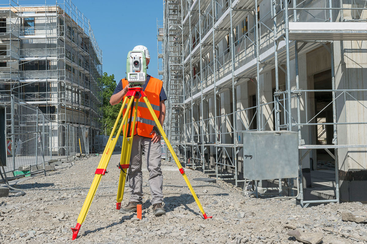 Tachimetr manualny Leica TS07